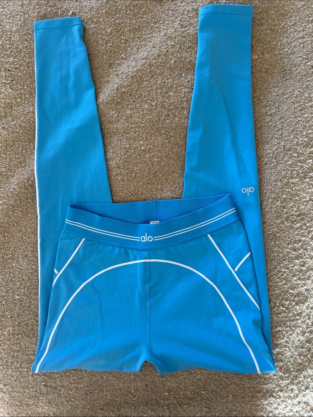 ALO Yoga Bright Blue Leggings with White Piping